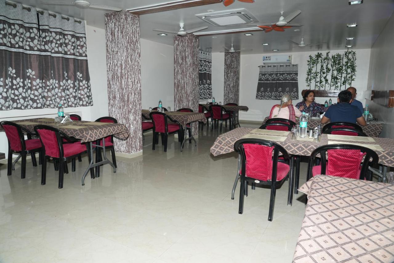 Hotel Avon International Aurangabad  Exterior photo